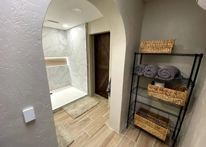 Сasa de vacaciones Remodeled Three Bedroom Abode Tucson